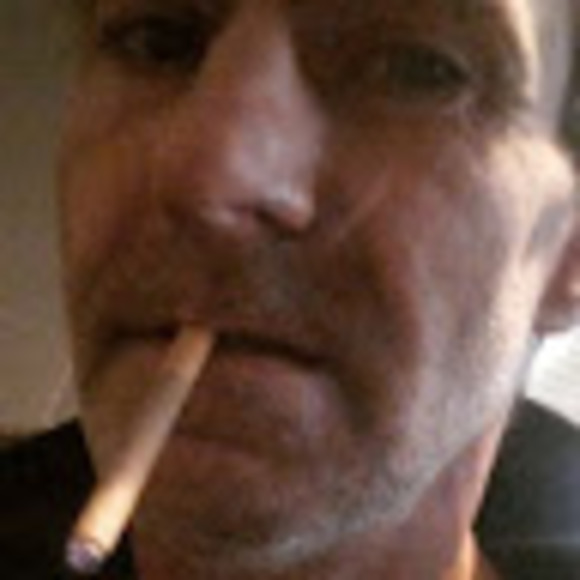 Meet your Posher, Chris - Picture 1 of 1